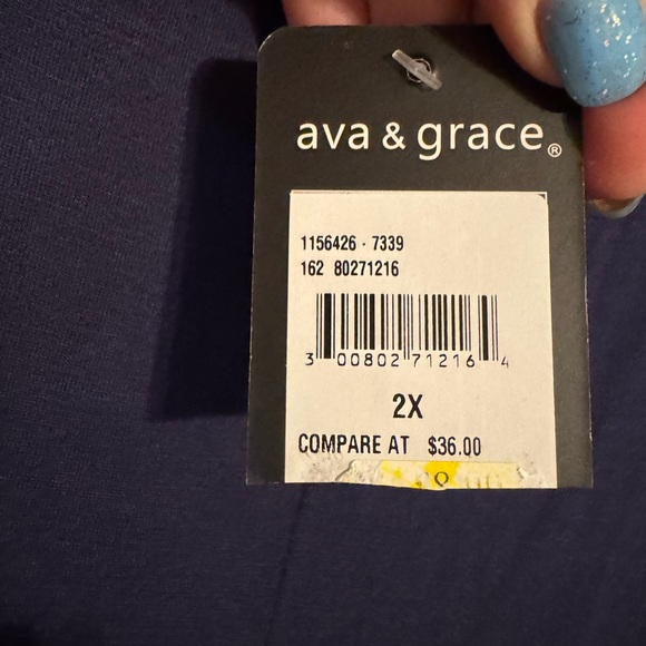 NWT Ava & Grace Dark Blue Paris Graphic Top PLUS SIZE: 2X #R - Picture 7 of 7